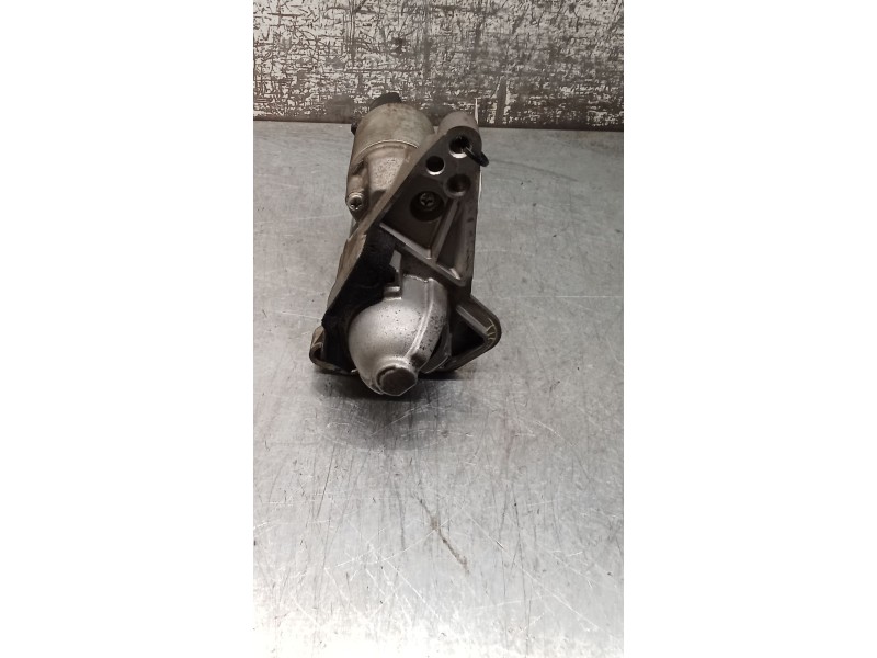 Recambio de motor arranque para renault megane iv hatchback (b9a/m/n_) 1.3 tce 115 (b9n9) referencia OEM IAM 233006662R M000TD25