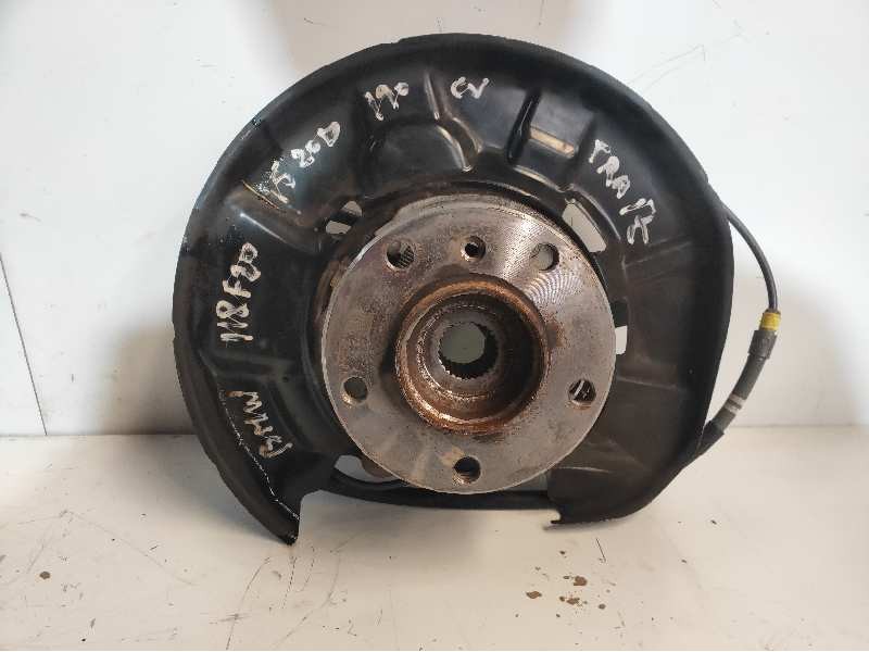 Recambio de mangueta trasera izquierda para bmw serie 1 lim. 5-trg. (f20) 118d referencia OEM IAM   33326792515