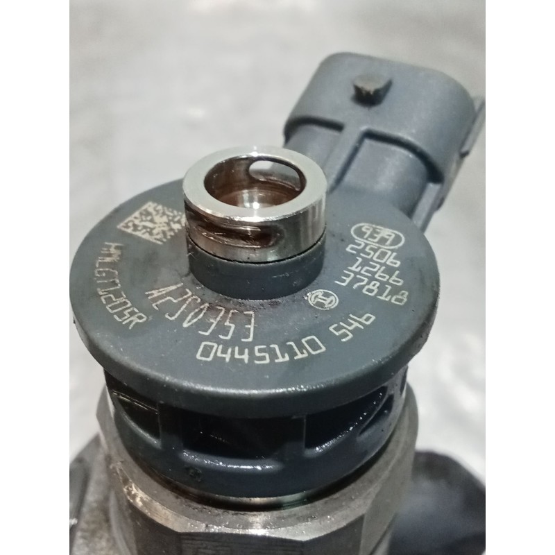 Recambio de inyector para renault trafic iii furgoneta (fg_) 1.6 dci 95 (fgmj, fgmr) referencia OEM IAM 0445110546 HLGT1205R BOS