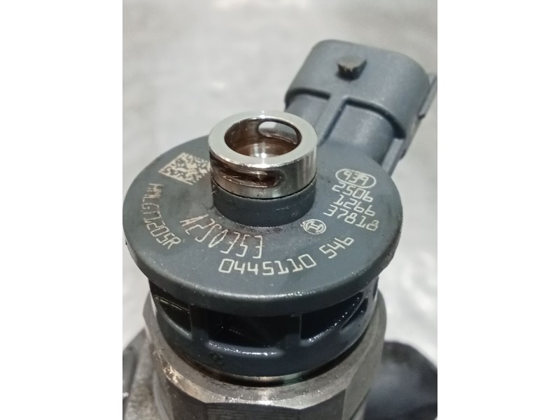 Recambio de inyector para renault trafic iii furgoneta (fg_) 1.6 dci 95 (fgmj, fgmr) referencia OEM IAM 0445110546 HLGT1205R BOS