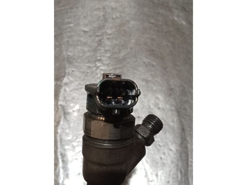 Recambio de inyector para renault trafic iii furgoneta (fg_) 1.6 dci 95 (fgmj, fgmr) referencia OEM IAM 0445110546 HLGT1205R BOS