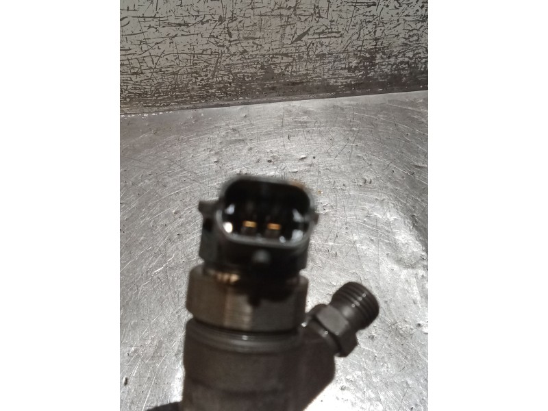 Recambio de inyector para renault trafic iii furgoneta (fg_) 1.6 dci 95 (fgmj, fgmr) referencia OEM IAM 0445110546 HLGT1205R BOS