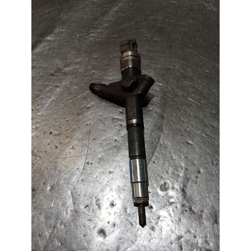 Recambio de inyector para nissan almera ii hatchback (n16) 2.2 dci referencia OEM IAM AW421AW4 01G01587 DENSO