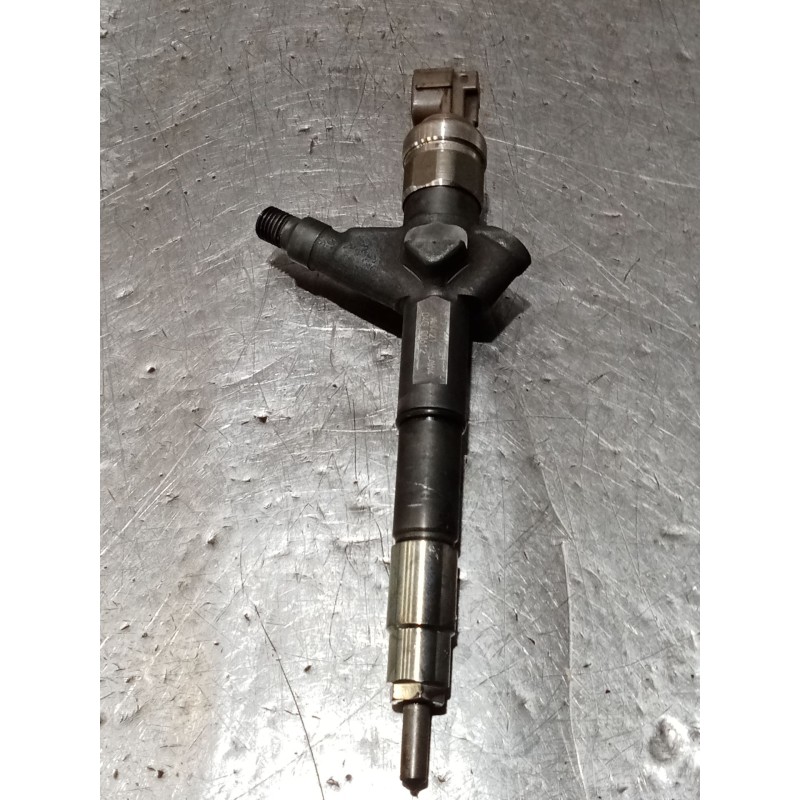 Recambio de inyector para nissan almera ii hatchback (n16) 2.2 dci referencia OEM IAM AW421AW4 04G00612 DENSO