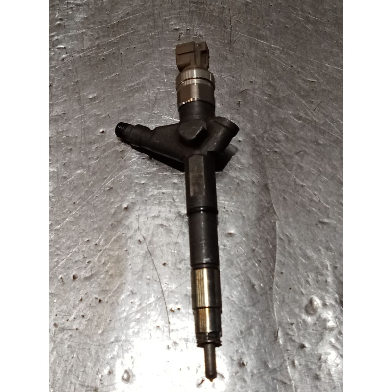 Recambio de inyector para nissan almera ii hatchback (n16) 2.2 dci referencia OEM IAM AW421AW4 04G00612 DENSO