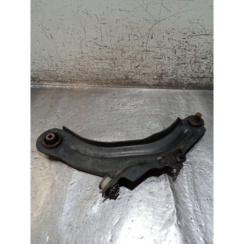 Recambio de brazo suspension inferior delantero izquierdo para renault megane ii station wagon (km0/1_) 1.9 dci referencia OEM I