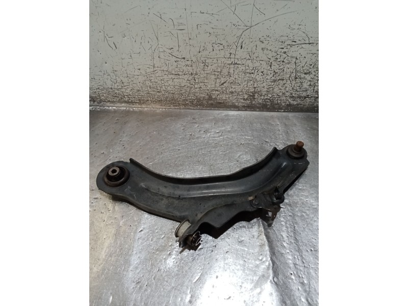 Recambio de brazo suspension inferior delantero izquierdo para renault megane ii station wagon (km0/1_) 1.9 dci referencia OEM I