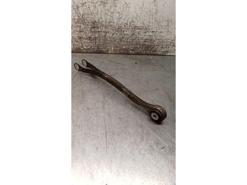 Recambio de brazo suspension inferior trasero derecho para mercedes-benz clase e (w211) e 270 cdi (211.016) referencia OEM IAM R