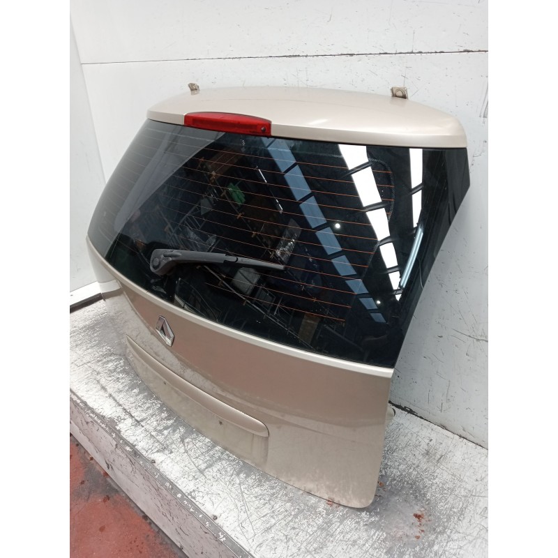 Recambio de porton trasero para renault megane ii station wagon (km0/1_) 1.9 dci referencia OEM IAM   