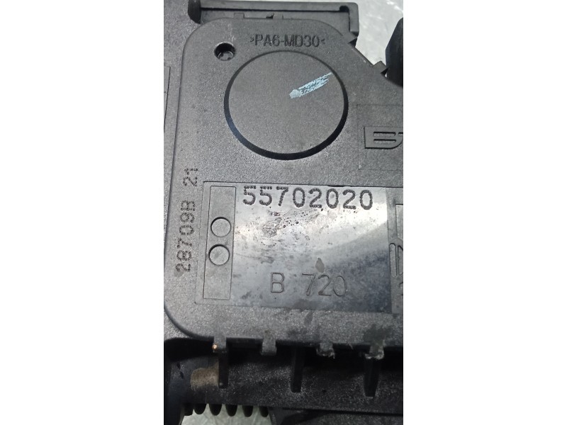 Recambio de potenciometro pedal para alfa romeo mito (955_) 1.4 (955axb1b) referencia OEM IAM 55702020  08