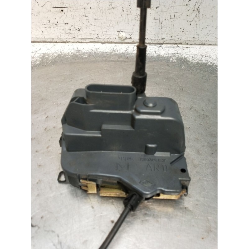 Recambio de motor cierre centralizado trasero derecho para renault laguna ii (bg0/1_) 2.2 dci (bg0f) referencia OEM IAM  5P 2005
