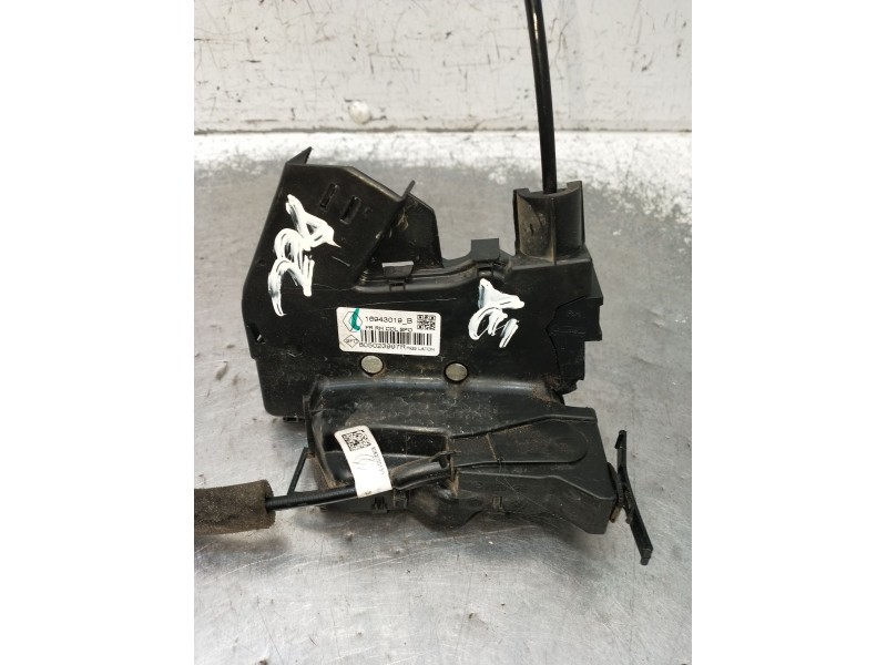 Recambio de motor cierre centralizado delantero derecho para renault megane iv hatchback (b9a/m/n_) 1.3 tce 115 (b9n9) referenci