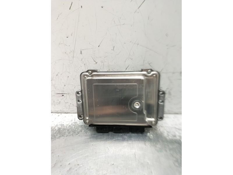 Recambio de centralita motor uce para renault laguna ii (bg0/1_) 2.2 dci (bg0f) referencia OEM IAM 0281012058 8200311550 8200441