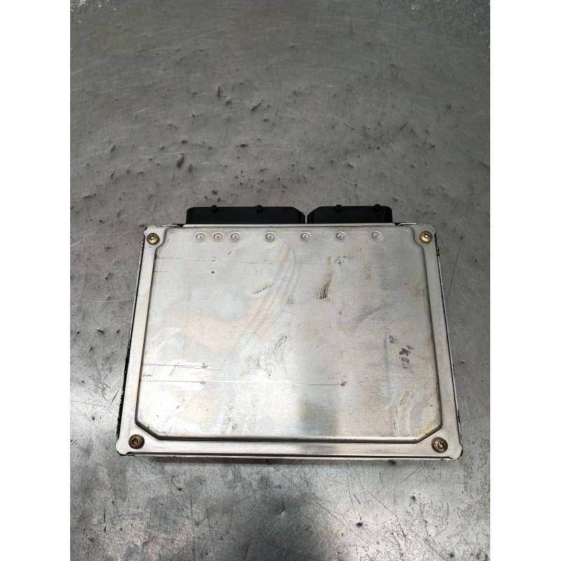 Recambio de centralita motor uce para audi a4 b6 (8e2) 2.0 referencia OEM IAM 0261207591 8E0909057 26SA7966 2001