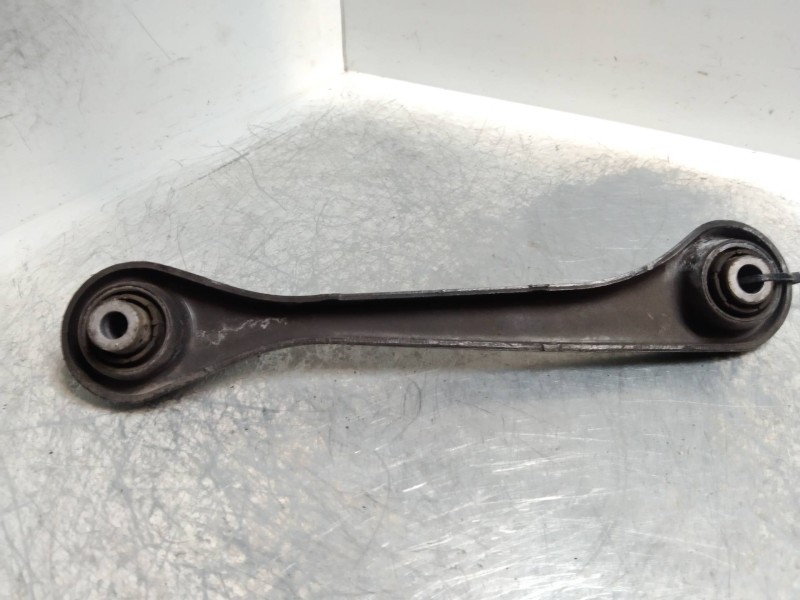 Recambio de brazo suspension inferior trasero derecho para skoda octavia berlina (1z3) 2.0 tdi dpf referencia OEM IAM   