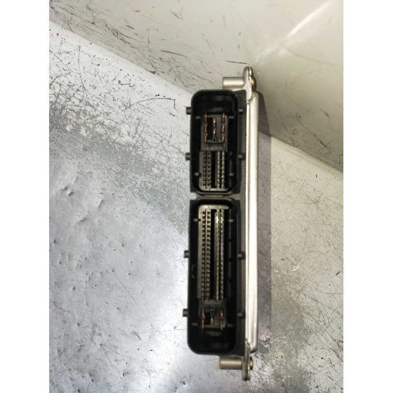 Recambio de centralita motor uce para audi a4 b6 (8e2) 2.0 referencia OEM IAM 0261207591 8E0909057 26SA7966 2001