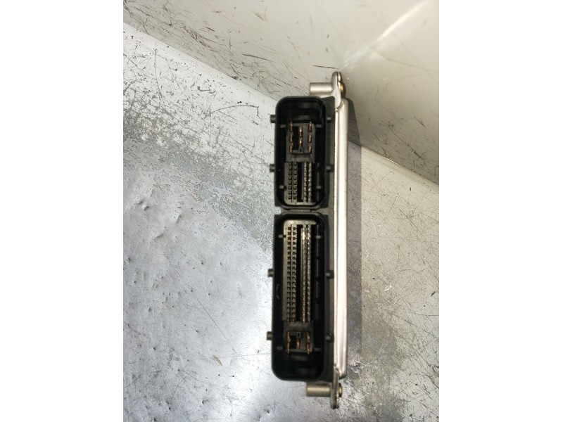 Recambio de centralita motor uce para audi a4 b6 (8e2) 2.0 referencia OEM IAM 0261207591 8E0909057 26SA7966 2001