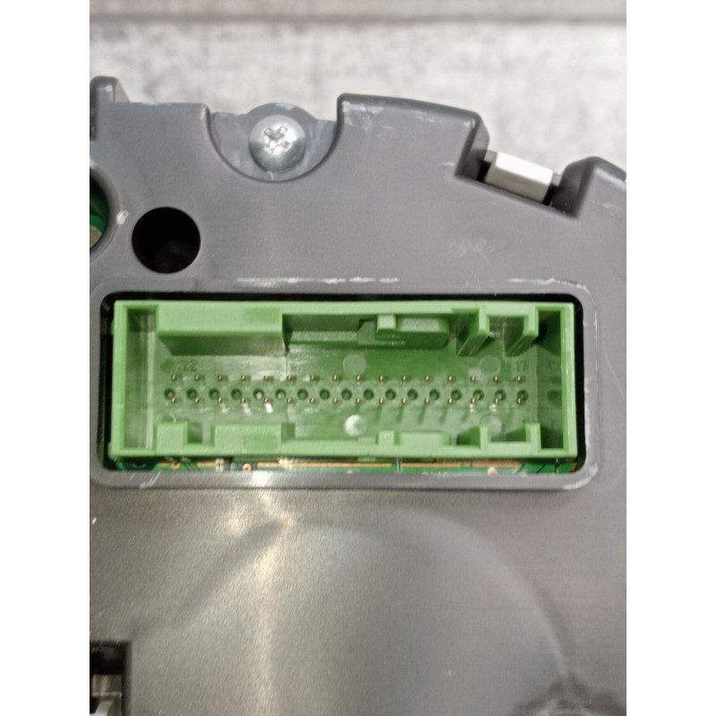 Recambio de cuadro instrumentos para land rover discovery sport (l550) 2.0 d 4x4 referencia OEM IAM HK7210849ED R25R25037D4 LR00