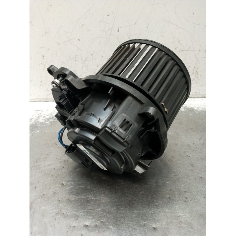 Recambio de motor calefaccion para renault megane iv hatchback (b9a/m/n_) 1.3 tce 115 (b9n9) referencia OEM IAM F9963 T69963A 20