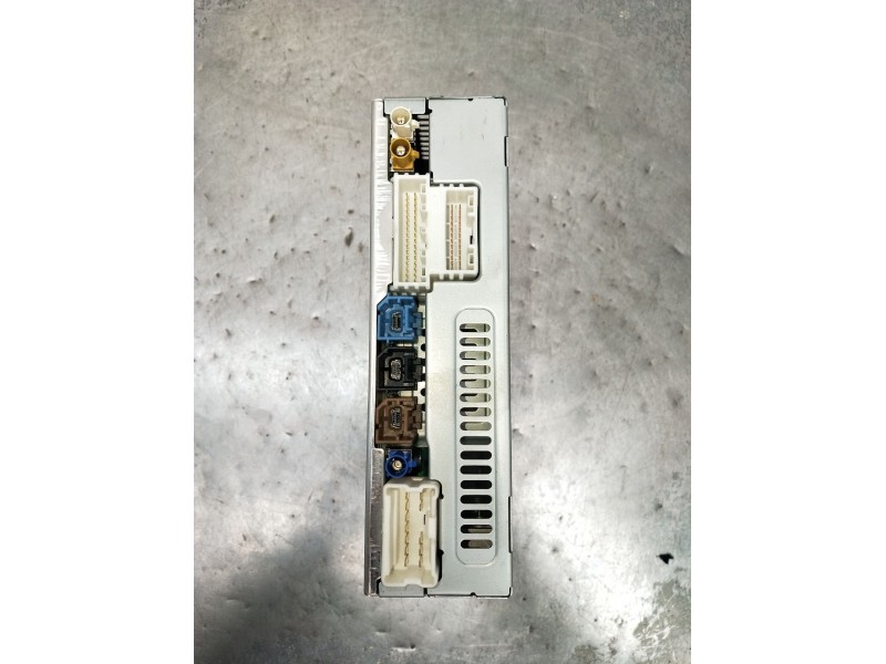 Recambio de sistema audio / radio cd para renault megane iv hatchback (b9a/m/n_) 1.3 tce 115 (b9n9) referencia OEM IAM 281157188