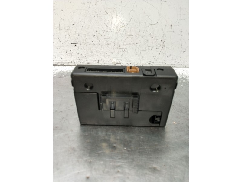 Recambio de modulo electronico para renault megane iv hatchback (b9a/m/n_) 1.3 tce 115 (b9n9) referencia OEM IAM 282755767R A2C9