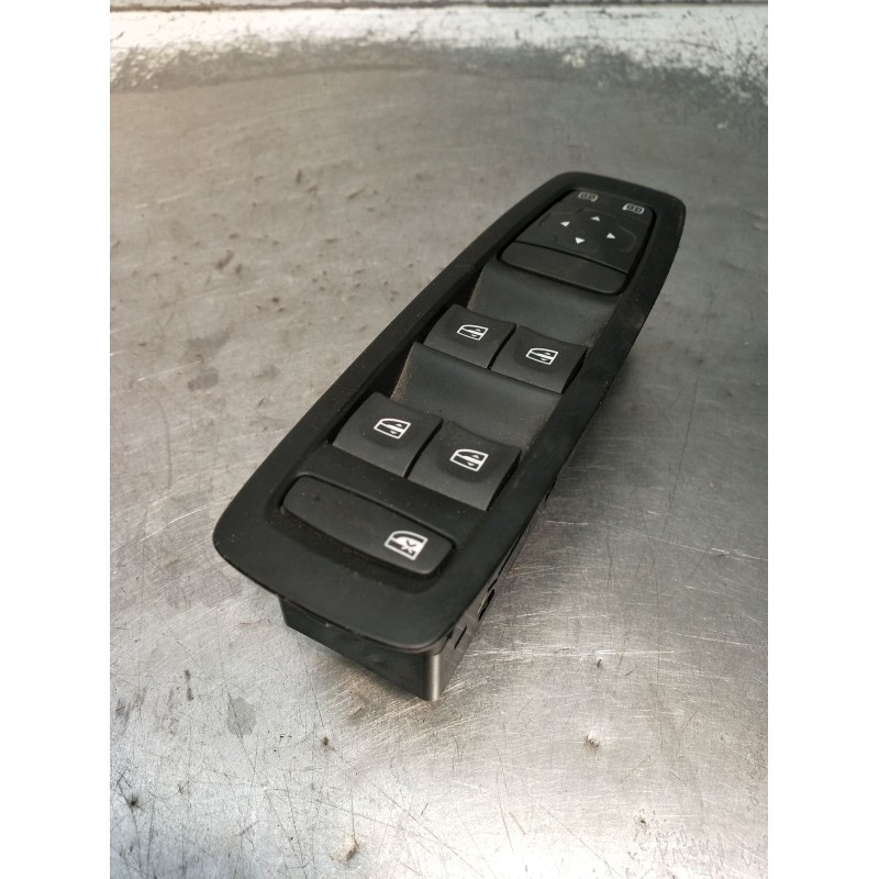 Recambio de mando elevalunas delantero izquierdo para renault megane iv hatchback (b9a/m/n_) 1.3 tce 115 (b9n9) referencia OEM I
