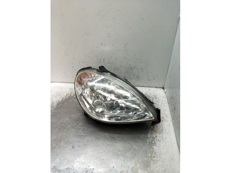 Recambio de faro derecho para citroën xsara break (n2) 2.0 hdi 90 referencia OEM IAM 9637082480  