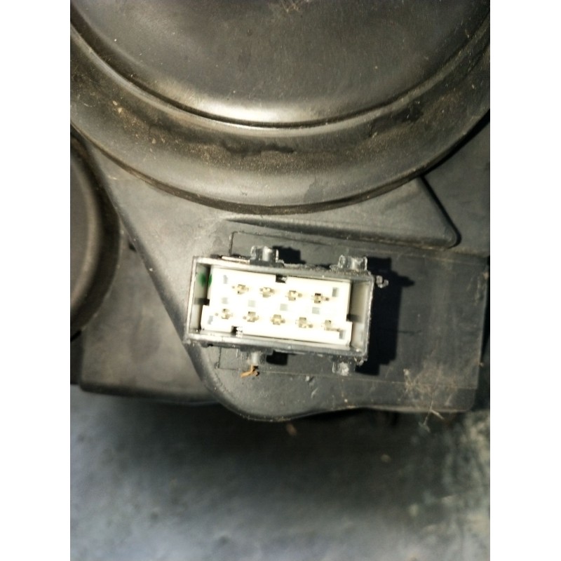 Recambio de faro derecho para citroën xsara break (n2) 2.0 hdi 90 referencia OEM IAM 9637082480  
