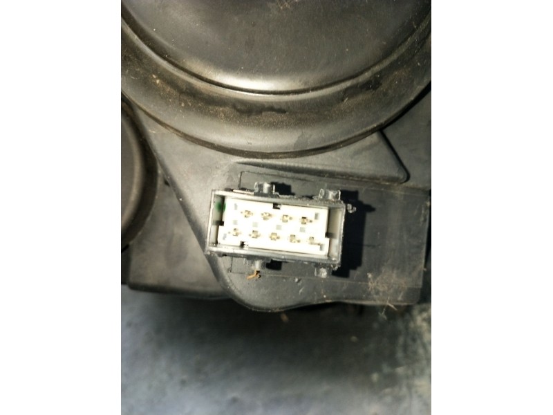 Recambio de faro derecho para citroën xsara break (n2) 2.0 hdi 90 referencia OEM IAM 9637082480  