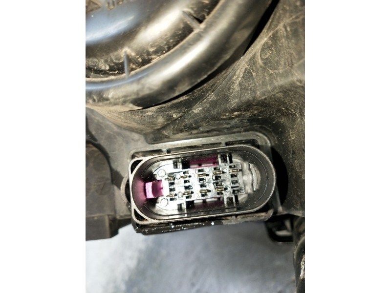 Recambio de faro derecho para mercedes-benz clase c t-model (s204) c 220 cdi (204.208) referencia OEM IAM   2008