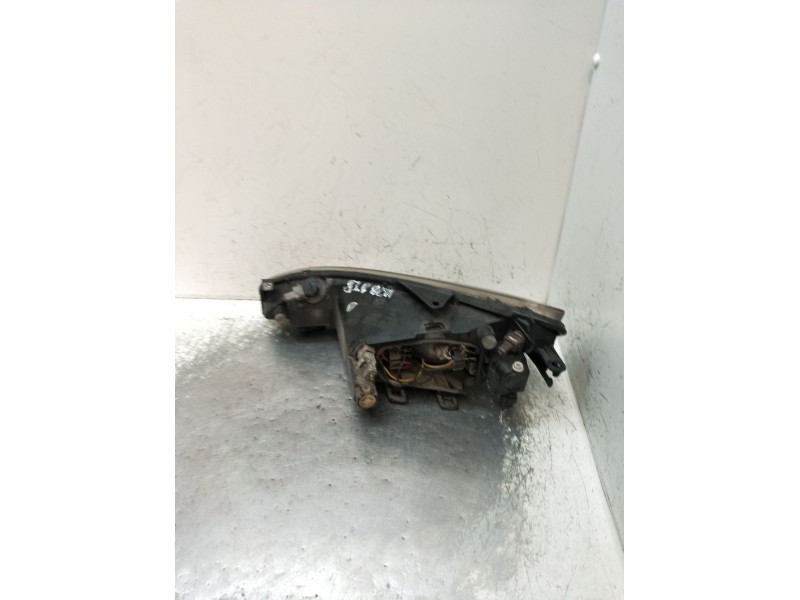 Recambio de faro derecho para peugeot 206 hatchback (2a/c) 1.4 i referencia OEM IAM   
