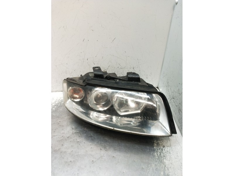 Recambio de faro derecho para audi a4 b6 (8e2) 2.0 referencia OEM IAM 8E0941004F 8E0990008F 89305700 2001
