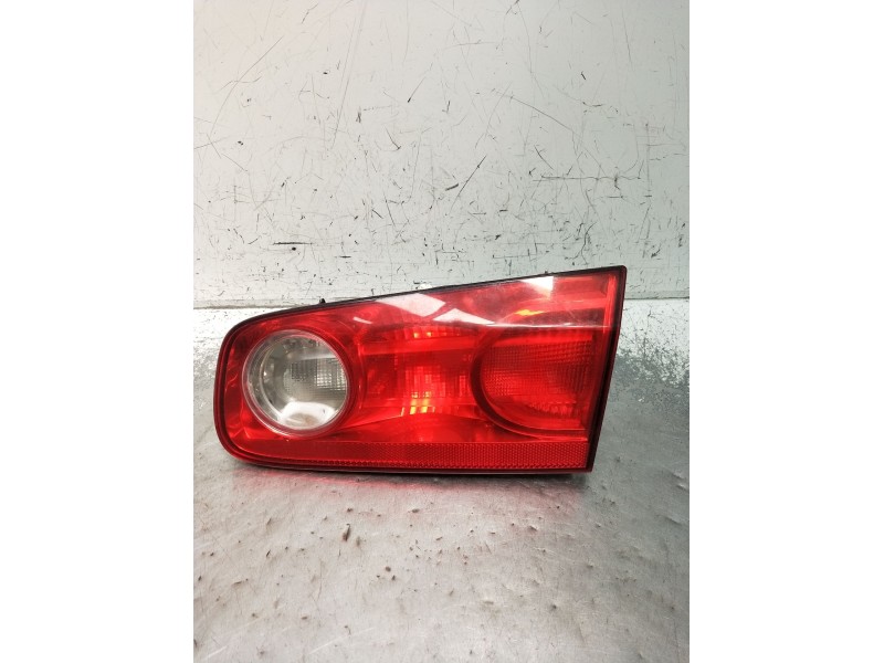Recambio de piloto trasero derecho interior para renault laguna ii (bg0/1_) 2.2 dci (bg0f) referencia OEM IAM  VER FOTOS 2005