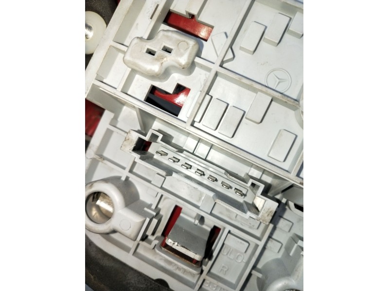 Recambio de piloto trasero derecho para mercedes-benz clase c t-model (s204) c 220 cdi (204.208) referencia OEM IAM   2008