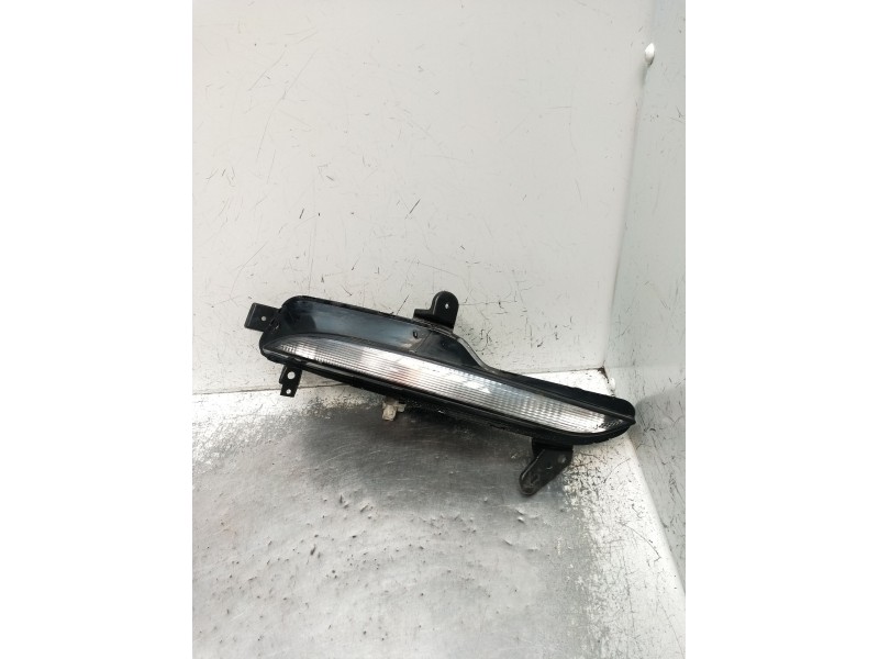 Recambio de piloto delantero derecho para renault megane iv hatchback (b9a/m/n_) 1.3 tce 115 (b9n9) referencia OEM IAM 261306376