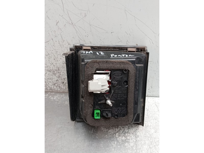 Recambio de piloto trasero izquierdo interior para land rover discovery sport (l550) 2.0 d 4x4 referencia OEM IAM FK7213193BL  2