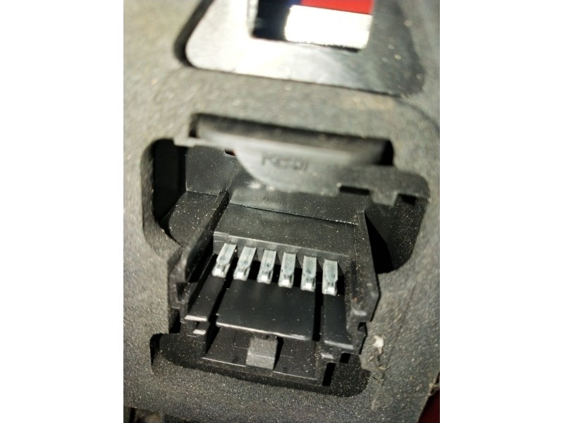 Recambio de piloto trasero izquierdo para renault clio ii (bb_, cb_) 1.5 dci (b/cb07) referencia OEM IAM   2001