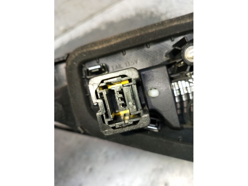 Recambio de piloto trasero izquierdo para renault megane iv hatchback (b9a/m/n_) 1.3 tce 115 (b9n9) referencia OEM IAM 265550248