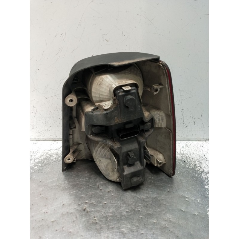 Recambio de piloto trasero izquierdo para volkswagen touran (1t1, 1t2) 1.9 tdi referencia OEM IAM  VER FOTOS 2007