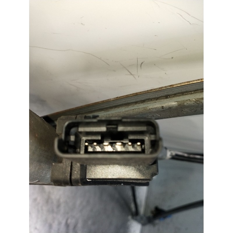 Recambio de elevalunas delantero izquierdo para renault laguna ii (bg0/1_) 2.2 dci (bg0f) referencia OEM IAM  5P 2005