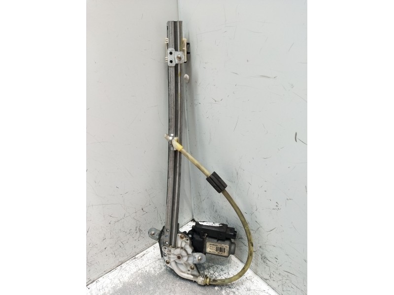 Recambio de elevalunas trasero izquierdo para renault laguna ii (bg0/1_) 2.2 dci (bg0f) referencia OEM IAM 8200305720 5P 2005