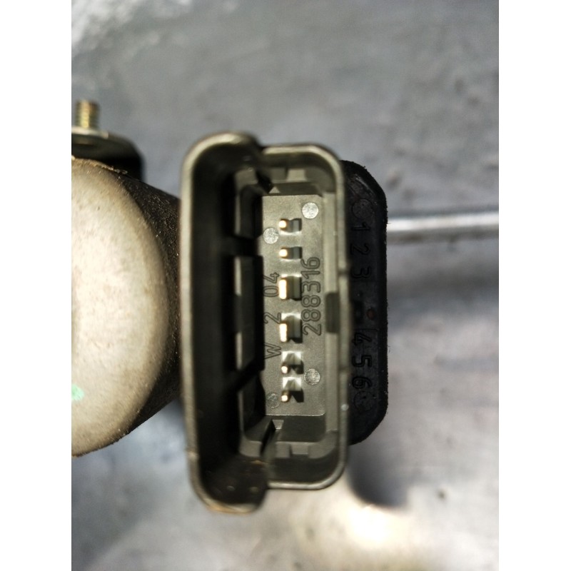 Recambio de elevalunas trasero izquierdo para renault laguna ii (bg0/1_) 2.2 dci (bg0f) referencia OEM IAM 8200305720 5P 2005