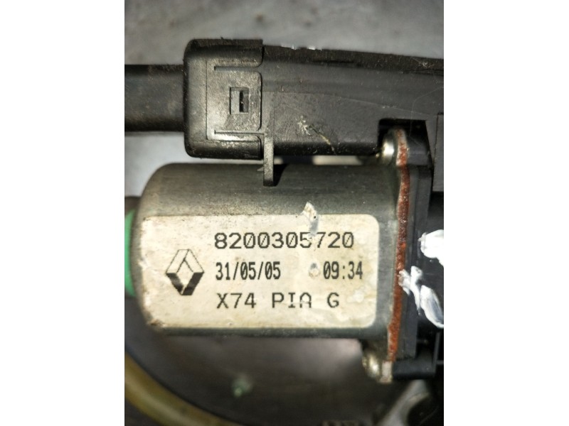 Recambio de elevalunas trasero izquierdo para renault laguna ii (bg0/1_) 2.2 dci (bg0f) referencia OEM IAM 8200305720 5P 2005