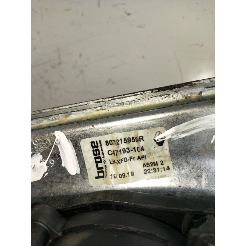 Recambio de elevalunas delantero derecho para renault megane iv hatchback (b9a/m/n_) 1.3 tce 115 (b9n9) referencia OEM IAM 80721