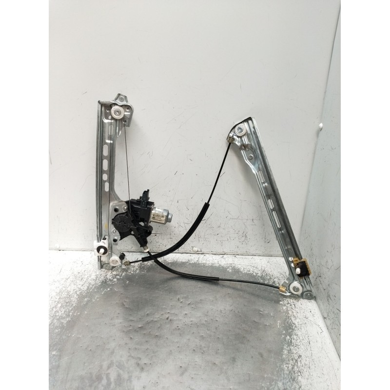 Recambio de elevalunas delantero izquierdo para renault megane iv hatchback (b9a/m/n_) 1.3 tce 115 (b9n9) referencia OEM IAM 807
