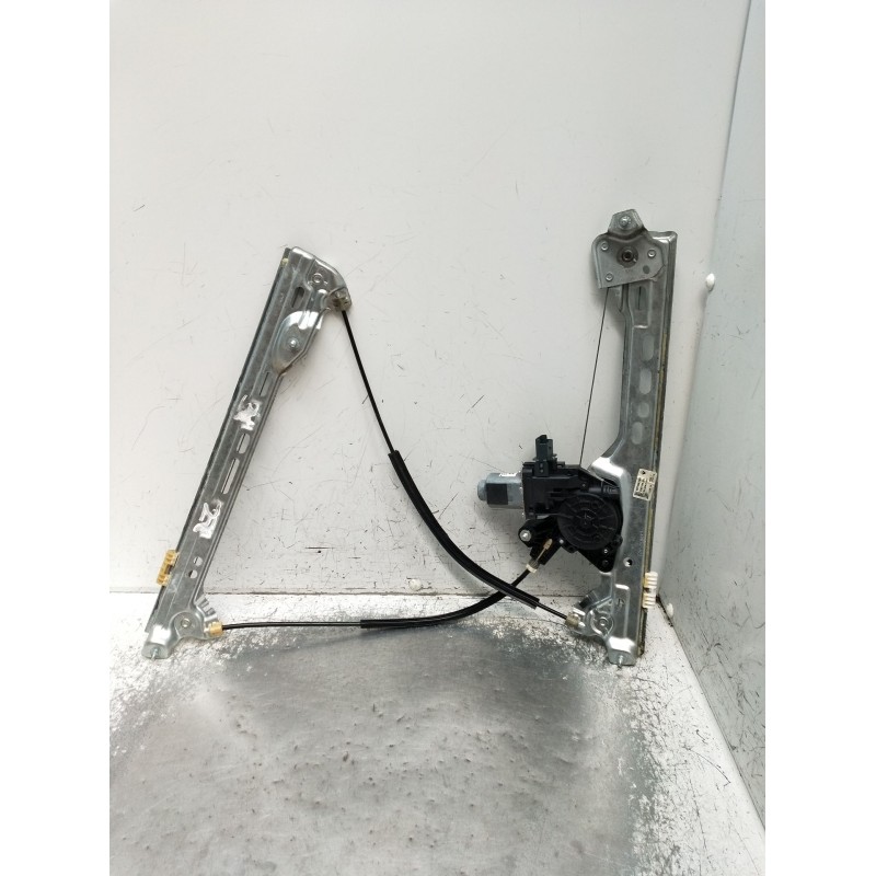 Recambio de elevalunas delantero izquierdo para renault megane iv hatchback (b9a/m/n_) 1.3 tce 115 (b9n9) referencia OEM IAM 807