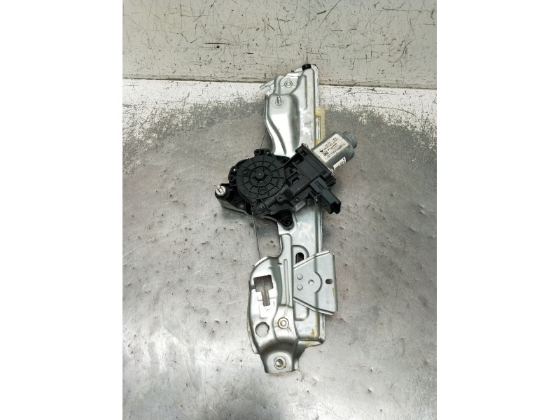 Recambio de elevalunas trasero derecho para renault megane iv hatchback (b9a/m/n_) 1.3 tce 115 (b9n9) referencia OEM IAM  5P 201
