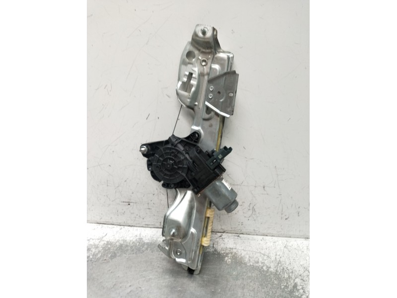 Recambio de elevalunas trasero izquierdo para renault megane iv hatchback (b9a/m/n_) 1.3 tce 115 (b9n9) referencia OEM IAM  5P 2