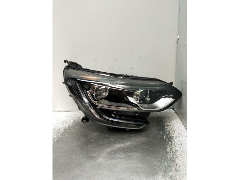 Recambio de faro derecho para renault megane iv hatchback (b9a/m/n_) 1.3 tce 115 (b9n9) referencia OEM IAM 260108478R 90060925 2