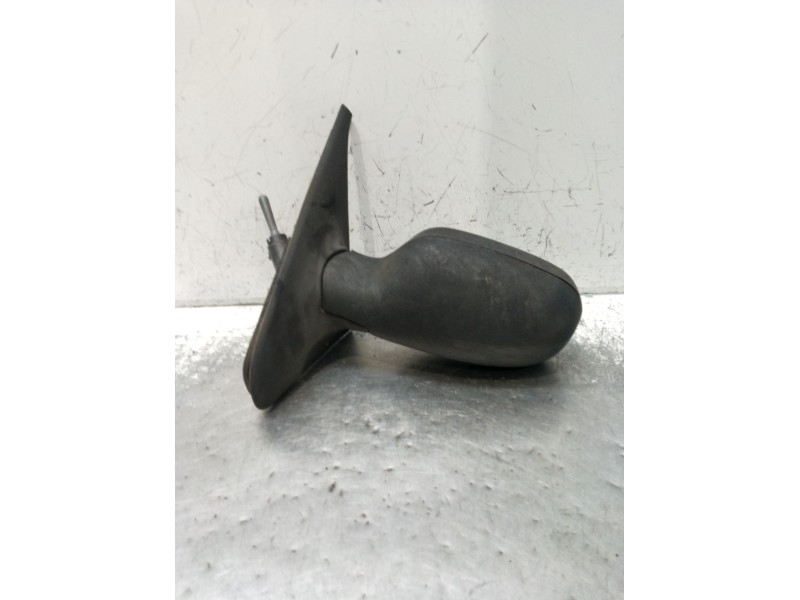 Recambio de retrovisor izquierdo para renault clio ii (bb_, cb_) 1.5 dci (b/cb07) referencia OEM IAM  MANUAL 2001